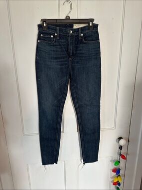 Rag & Bone skinny jeans size 26 women’s